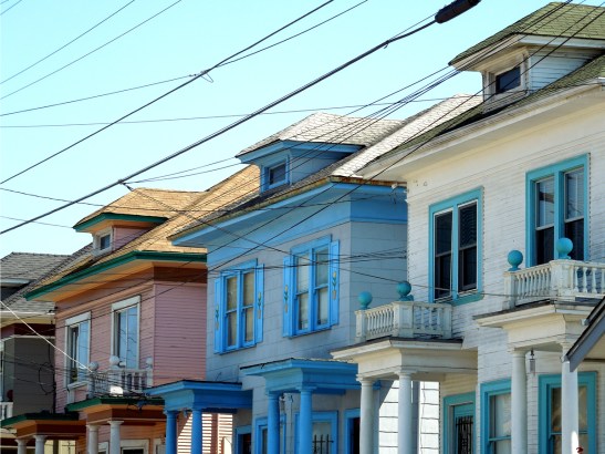 Victorian sisters viewed through transmission lines